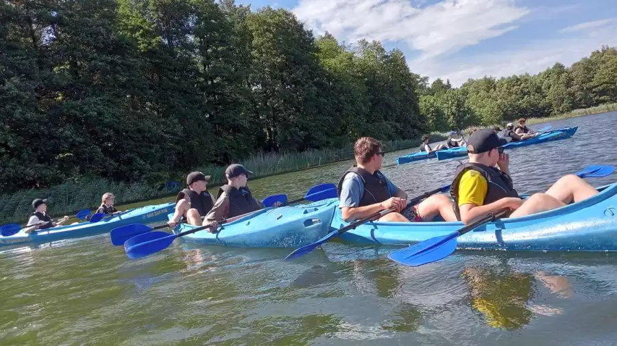 Kajakowo-rowerowe wakacje dla młodzieży