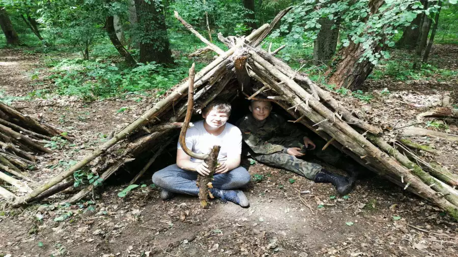 Kolonia i obóz z elementami survivalu Adrenalina Team