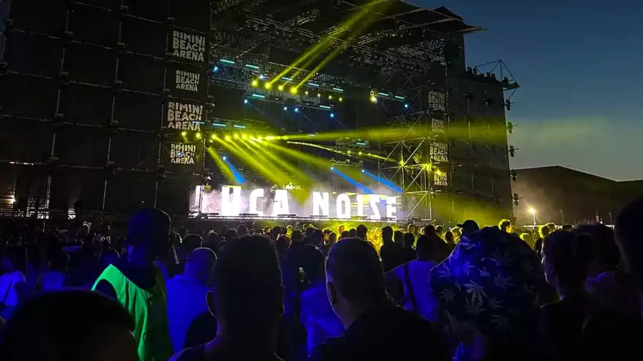 Młodzieżowy obóz w Rimini - Party Zone - Autokarem